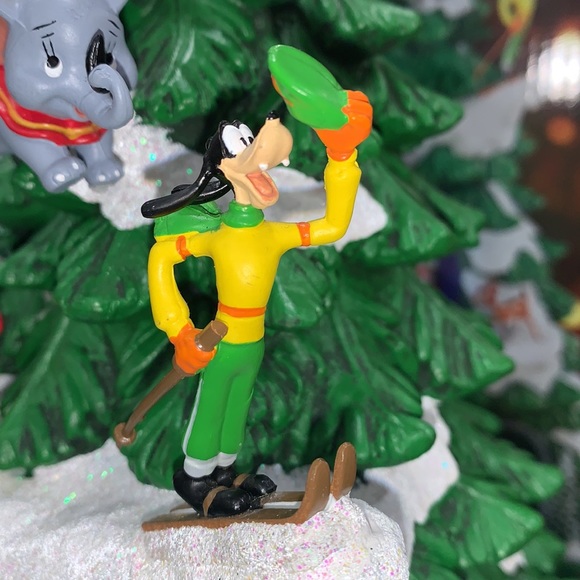 Disney Animated Christmas Tree w/ Music & Rotating Trays Hand Crafted & Painted - Picture 13 of 17